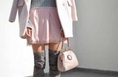 Kabelky k outfitu