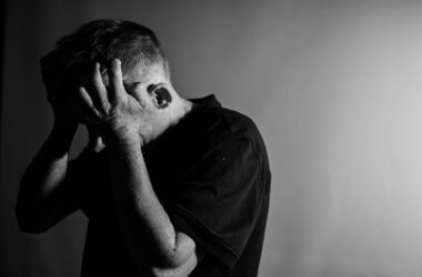 CBD na deprese a úzkosti: Přírodní látka se silným účinkem